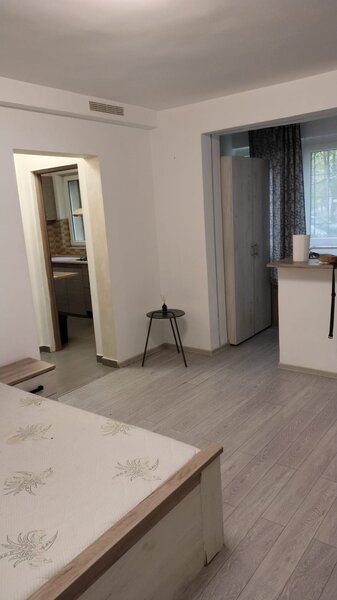 Drumul Taberei, bloc mixt Plaza Mall