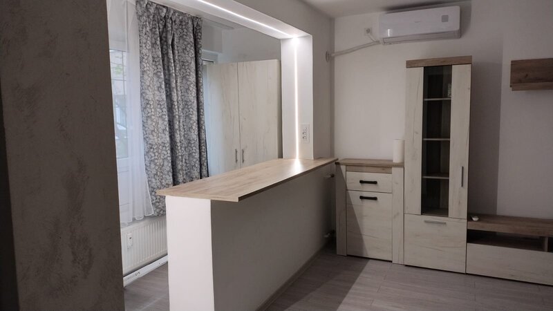 Drumul Taberei, bloc mixt Plaza Mall